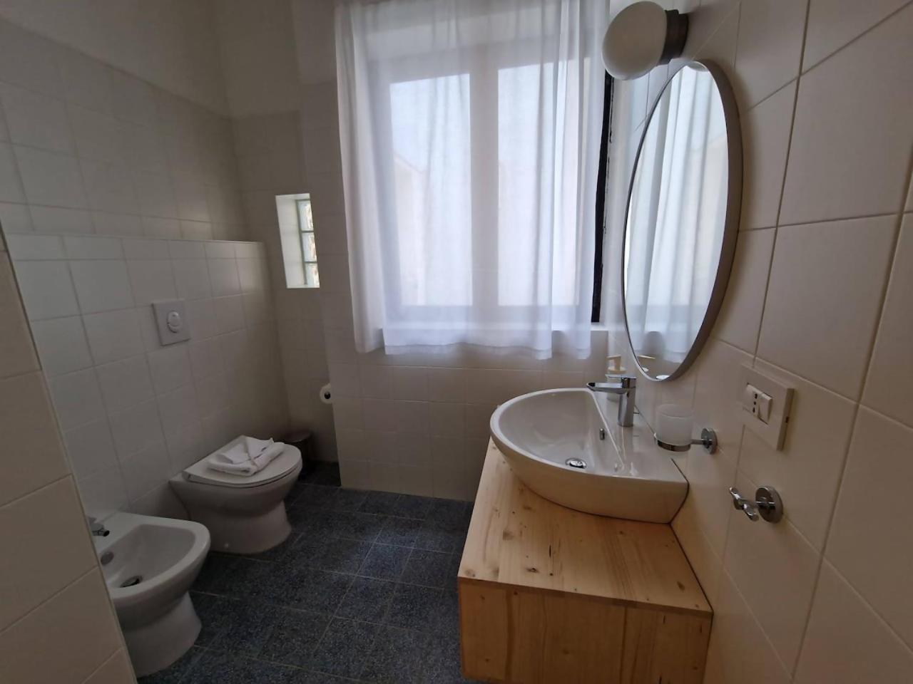 Lostabile Guesthouse & Coworking Bari Luaran gambar