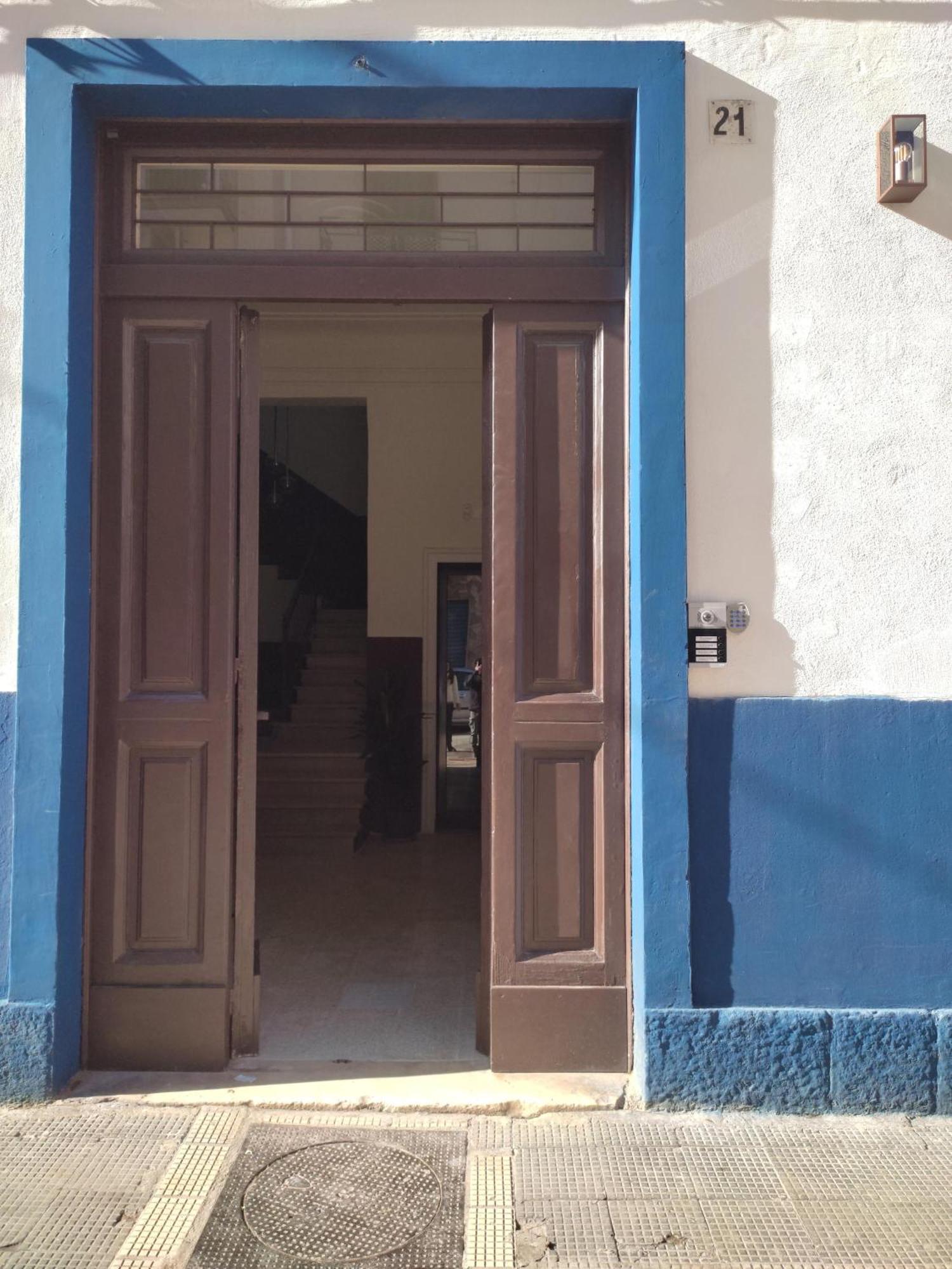 Lostabile Guesthouse & Coworking Bari Luaran gambar