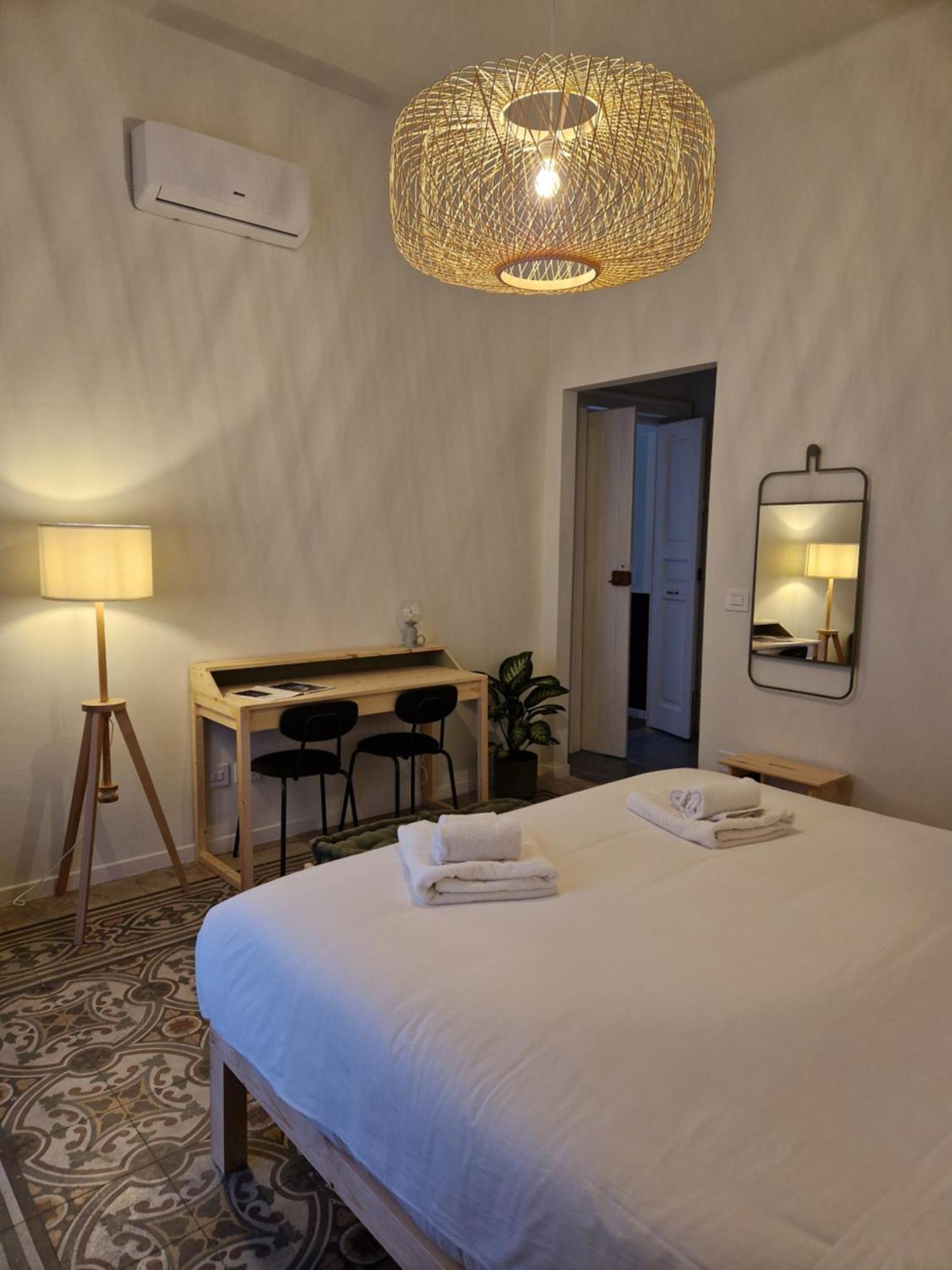 Lostabile Guesthouse & Coworking Bari Luaran gambar